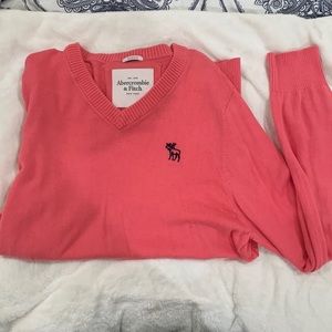 Abercrombie & Fitch. Long sleeve V neck sweater. Pink. XL. Used - good condition